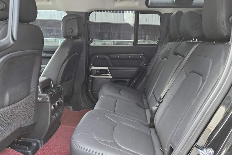 Used Land Rover Defender 2024 110 3.0T P400 XS