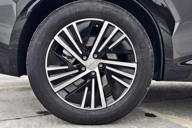 Used Lynk & Co 08 EM-P 2023 245km Ultra-Long Range Halo
