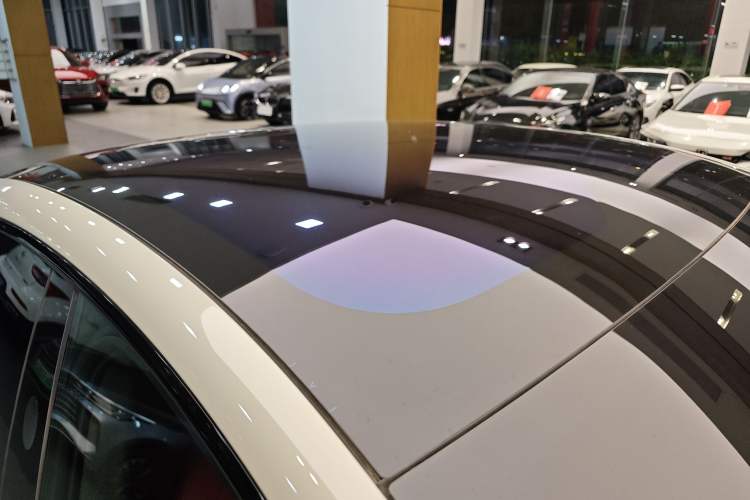 Used  SU7 2024 Rear-Drive Long-Range Intelligent Driving Version
