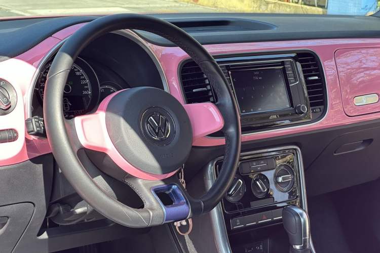 Used Volkswagen Beetle 2018 180TSI Yile Model
