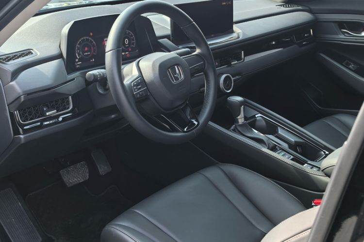 Used Honda Inspire 2025 260TURBO Elegant Edition