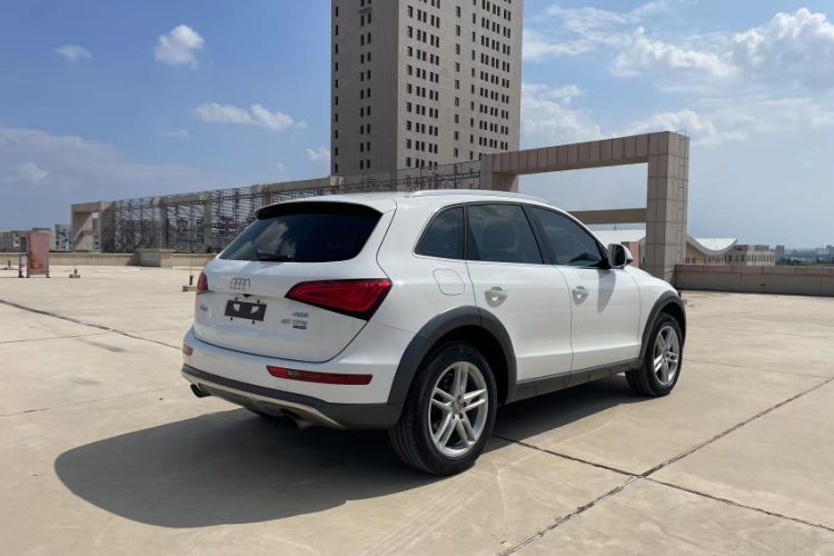 Used Audi Q5 2017 Plus 40 TFSI Technology Model
