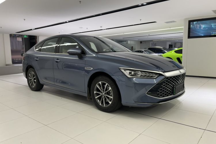 Used BYD Qin PLUS 2024 HONOR Edition DM-i 55KM Leading Model
