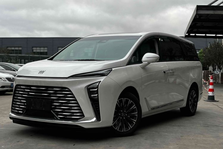 Used Buick GL8 2025 Lu Zun Deluxe Edition