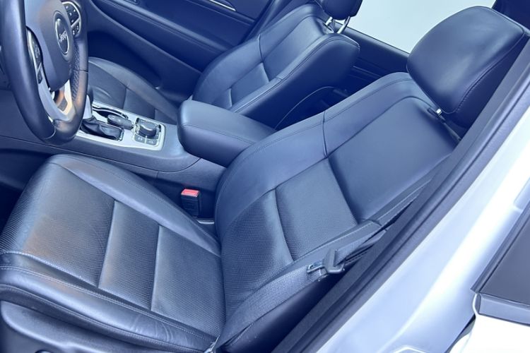 Used  Grand Cherokee 2021 3.0L 80th Anniversary Edition