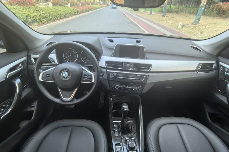 Used BMW X1 2016 sDrive18Li Premium Edition
