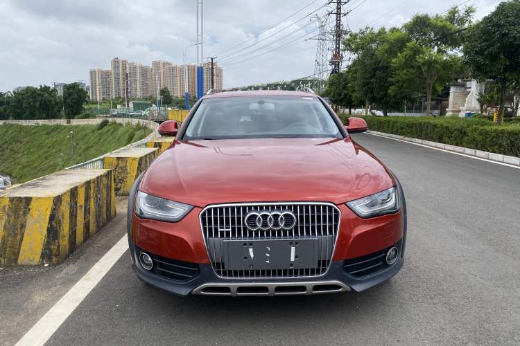 Used Audi A4 2014 40 TFSI allroad quattro
