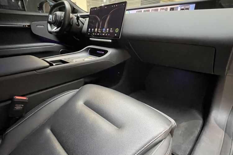 Used  12 2025 Max Extended-Range Edition
