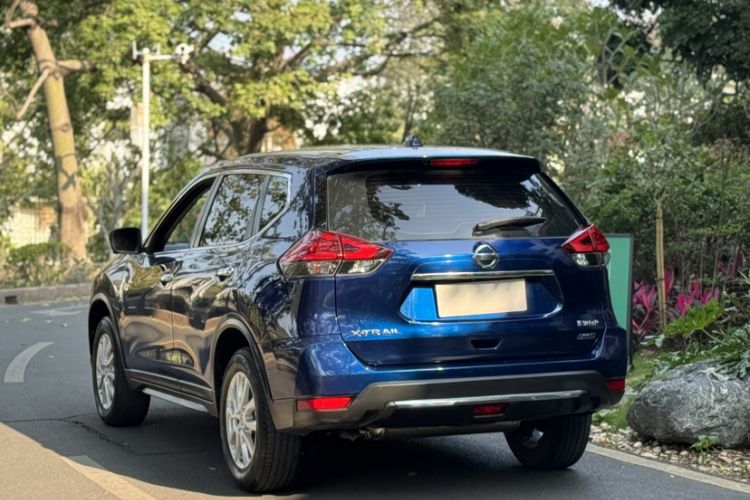 Used Nissan X-Trail 2017 2.0L CVT 7-Seater Comfort Edition 2WD
