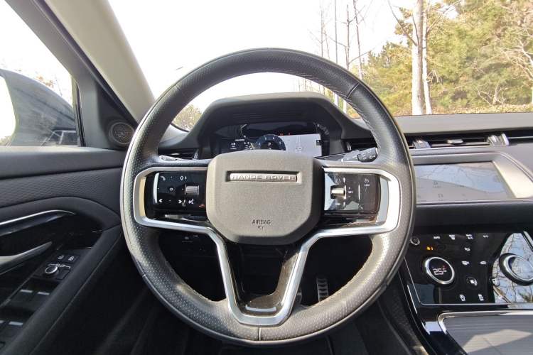 Used Land Rover Range Rover Evoque 2023 Aurora L 200PS Elite Edition