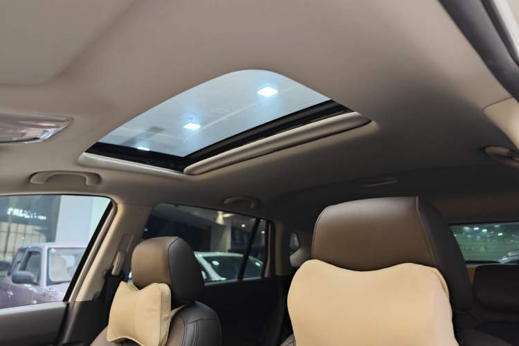 Used GAC Trumpchi GS4 2017 235T Automatic Two-Wheel Drive Luxury Smart Connectivity Version