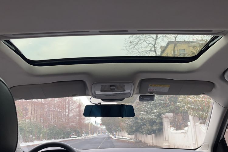 Used Roewe i5 2020 1.5L Automatic 4G Connect Luxury Flagship Edition