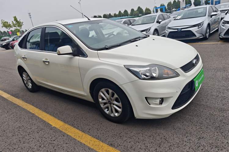 Used Ford Focus 2013 Hatchback Classic 1.8L Automatic Base Model
