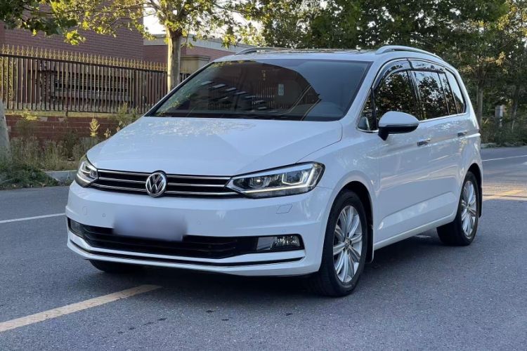 Used Volkswagen Touran 2018 Volkswagen Touran L 280TSI DSG Comfort Edition 7-seater
