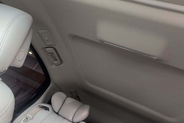 Used Buick GL8 2023 ES Lu Zun Comfort Model
