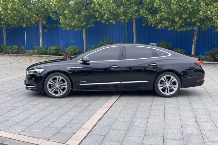 Used Buick LaCrosse 2022 Avenir Avia First Edition

