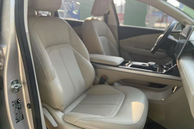 Used Wuling Xingguang 2024 Co-Creation Edition 510 Advanced Model