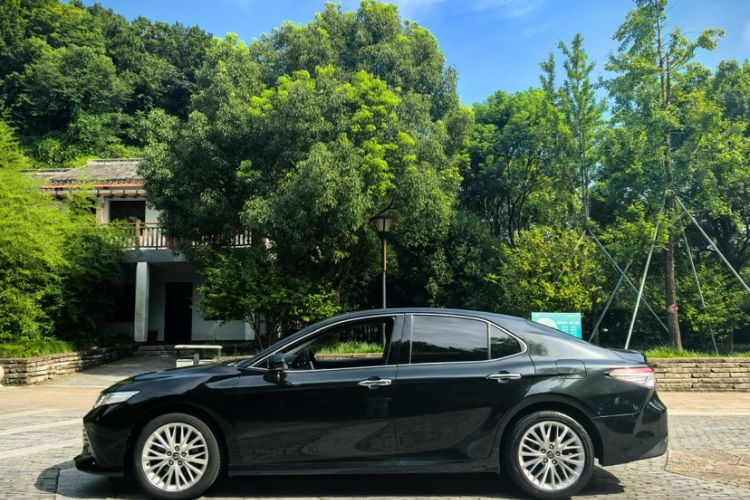 Used Toyota Camry 2019 2.5G Luxury Edition China VI Standard
