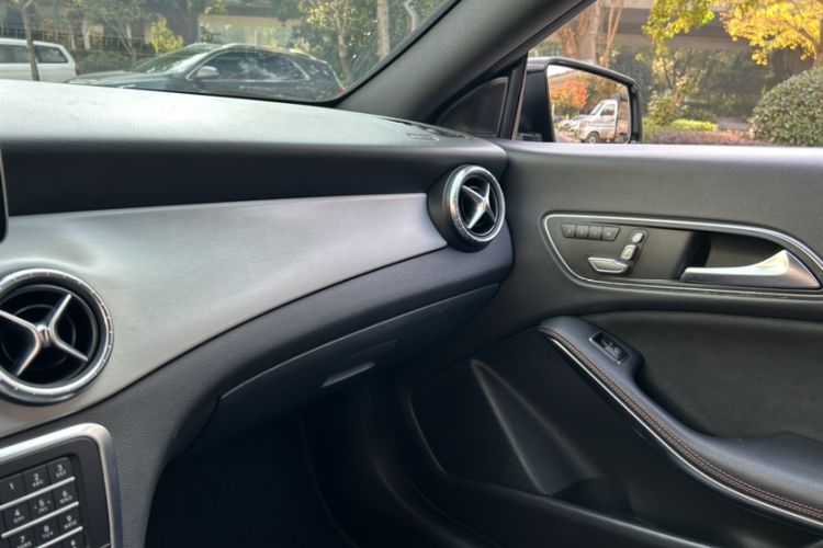 Used Mercedes-Benz CLA 2016 Year Restyled CLA 220 4MATIC
