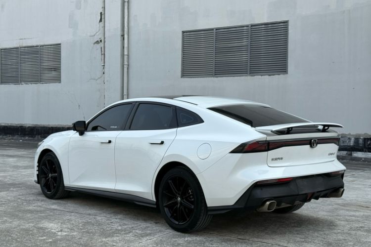 Used Changan UNI-V 2023 1.5T Prestige Model
