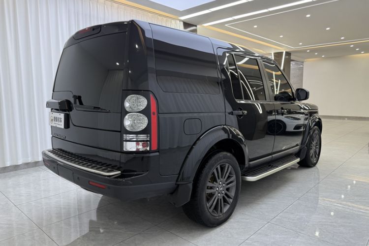 Used Land Rover Discovery 2016 3.0 SC Obsidian Black Heritage Edition SE