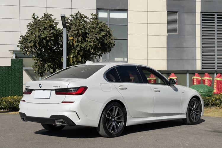 Used BMW 3 Series 2021 Restyled 325Li M Sport Package
