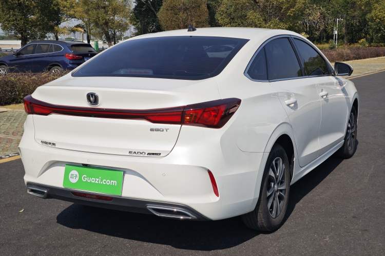 Used Changan Eado 2024 PLUS Blue Whale NE 1.4T GDI DCT High-Energy Edition
