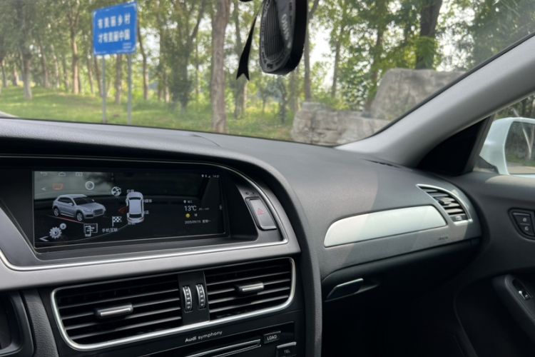 Used Audi A4L 2016 35 TFSI Collector's Edition Automatic Standard Model
