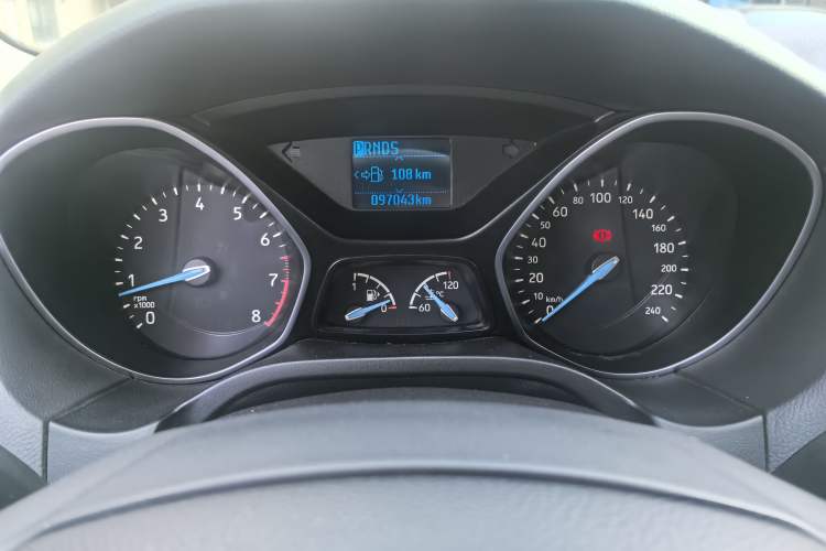 Used Ford Focus 2017 Sedan 1.6L Automatic Fashion Edition Smart Drive Version
