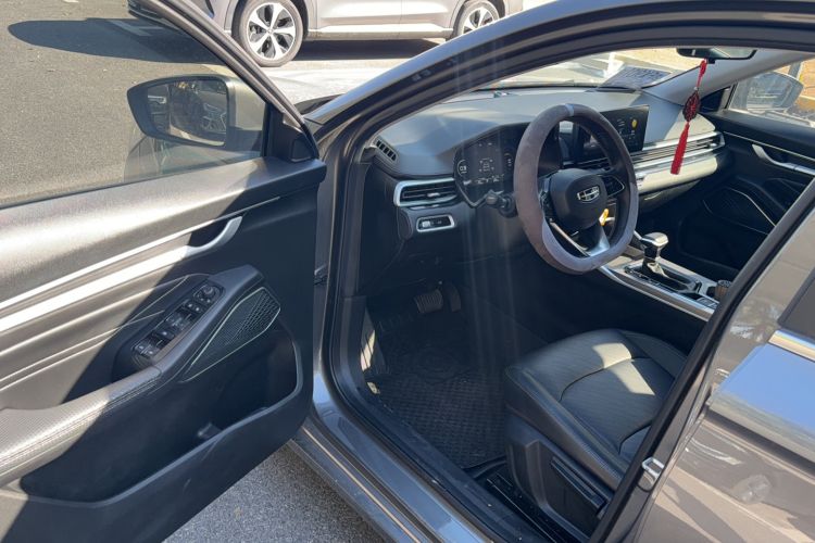 Used Geely Auto Emgrand 2022 4th Generation 1.5L CVT Luxury Model
