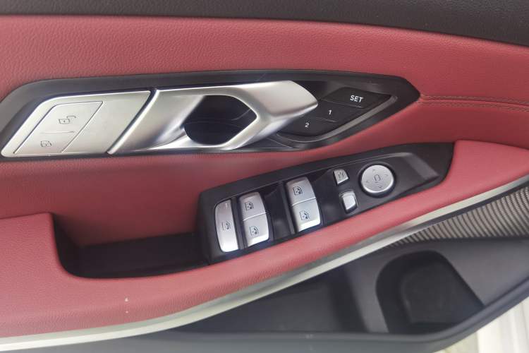 Used BMW 3 Series 2021 Facelifted 320Li M Sport Package
