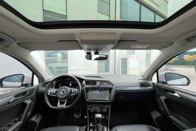 TDK.VehicleDetails.img