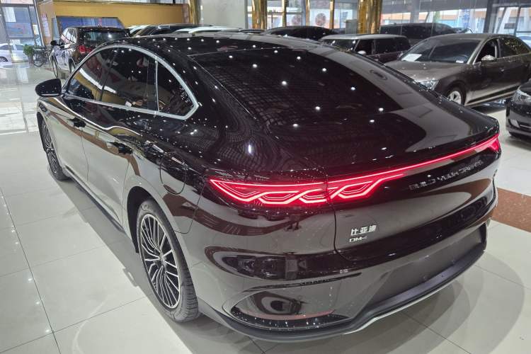 Used BYD Han 2023 DM-i Champion Edition 121KM Prestige Model

