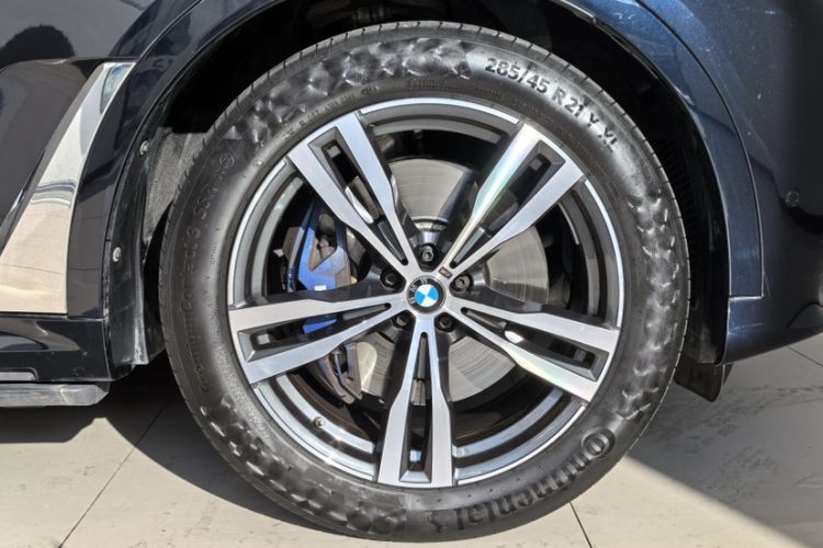 Used BMW X7 2021 Restyled xDrive40i Luxury Version with M Sport Package