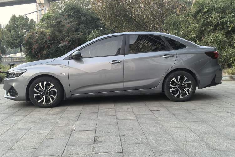 Used Chevrolet Monza 2020 Light Hybrid RS 330T Automatic Comfort Edition