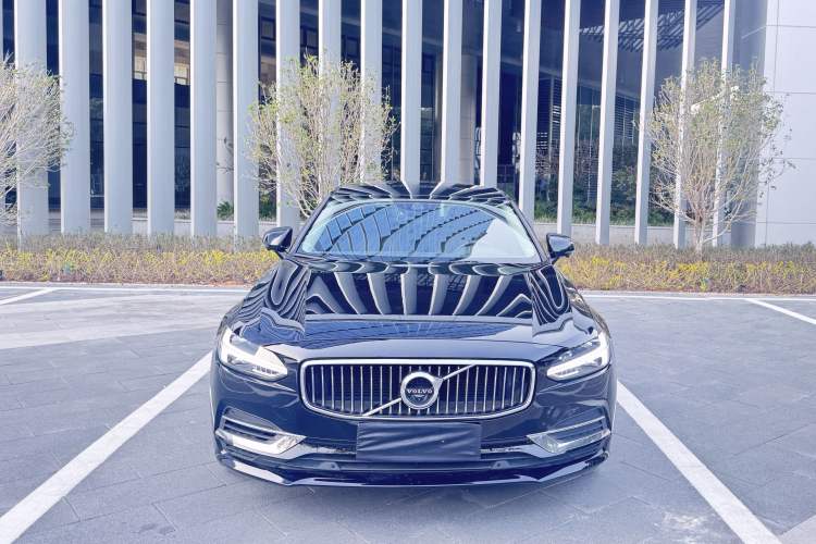 Used Volvo S90 New Energy 2020 T8 e-Drive Hybrid – Zhiyi Luxury Edition
