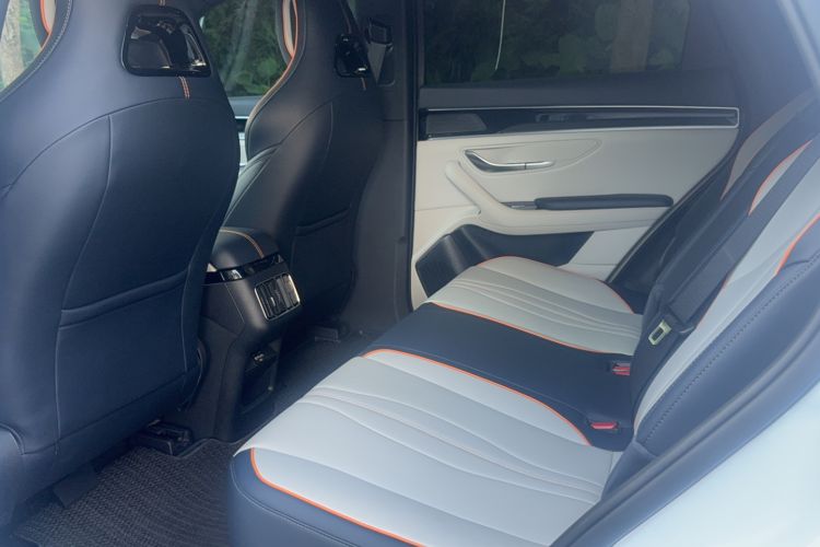 Used BYD Song PLUS New Energy 2023 Champion Edition EV 520KM Luxury Model
