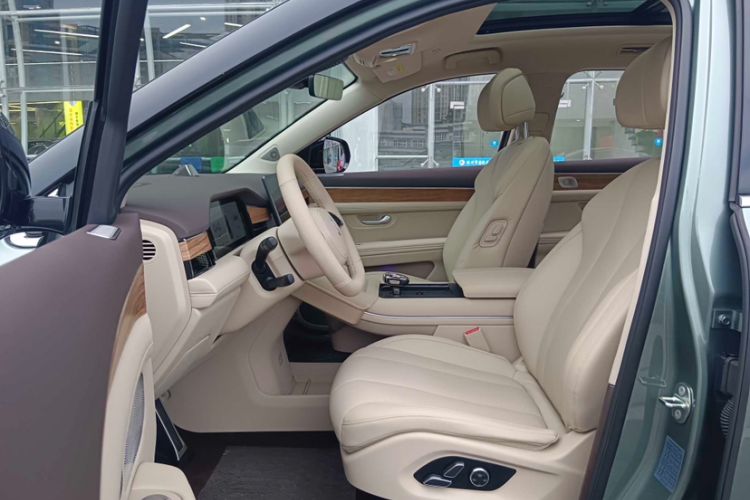 Used Hima AITO M7 2024 1.5T Intelligent Driving 4WD Max Edition 5 Seats
