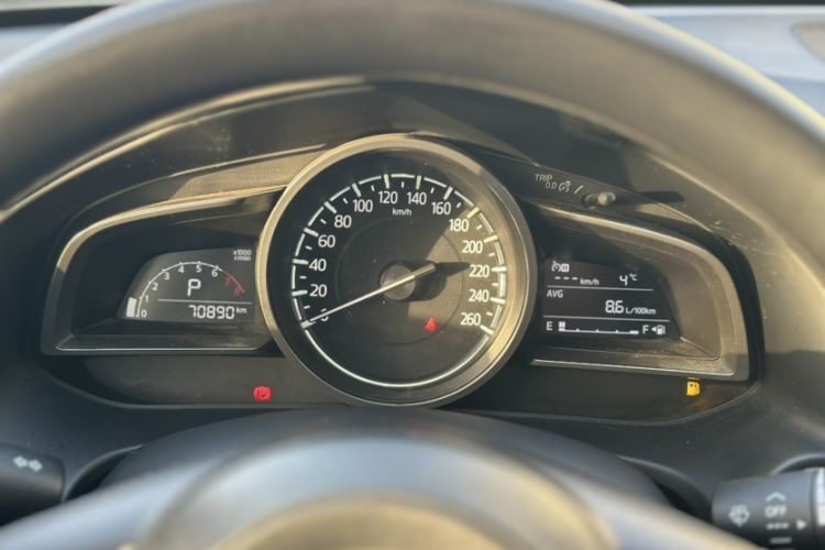 Used Mazda CX-4 2018 2.0L Automatic Two-Wheel Drive Blue Sky Exploration Version China V Standard
