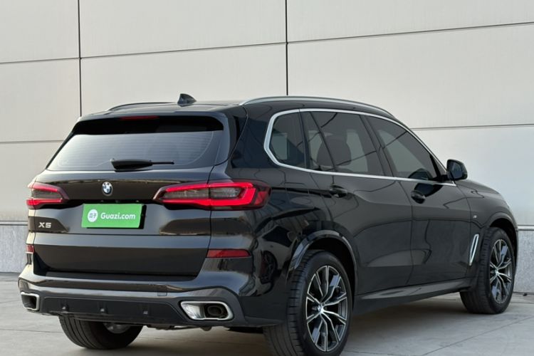 Used BMW X5 2022 Restyled xDrive 30Li Luxury Version M Sport Package