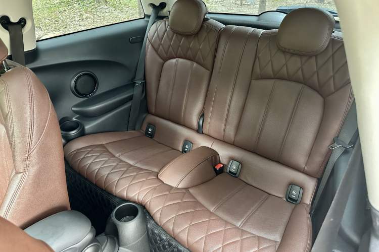 Used  MINI 2018 1.5T COOPER Classic Edition
