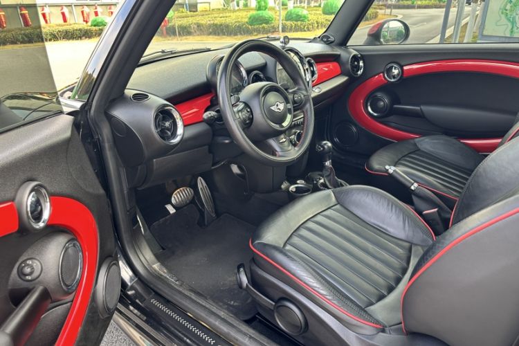 Used  JCW CLUBMAN 2013 1.6T JOHN COOPER WORKS
