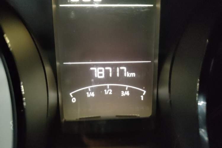 Used Volkswagen Gran Lavida 2015 1.6L Automatic Fashion Edition