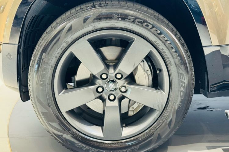 Used Land Rover Defender 2023 Facelift 110 3.0T P400 X-DYNAMIC HSE
