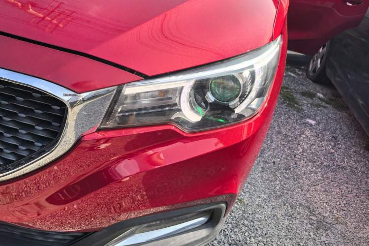 Used MG ZS 2017 1.5L Manual Luxury Edition
