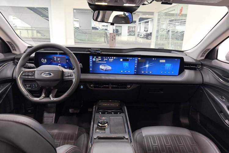 Used Ford Mondeo 2023 EcoBoost 180 Luxury Model
