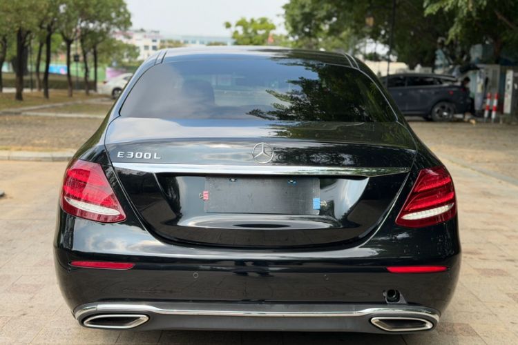 Used Mercedes-Benz E-Class 2020 Facelift E 260 L
