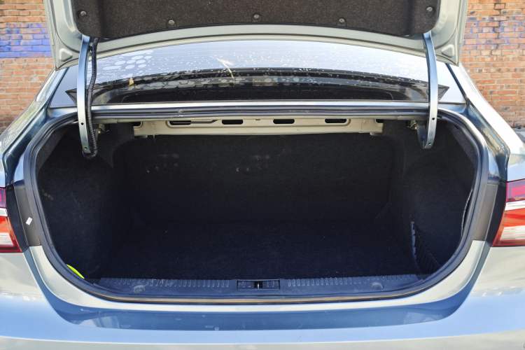 Used Roewe i6 2018 20T Automatic Internet ZhiZun Edition