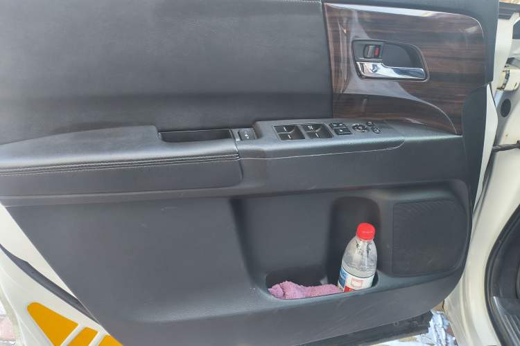 Used Honda Elysion 2016 2.4L Style Edition
