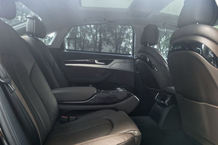 Used Audi A8 2017 A8L 45 TFSI quattro Comfort model
